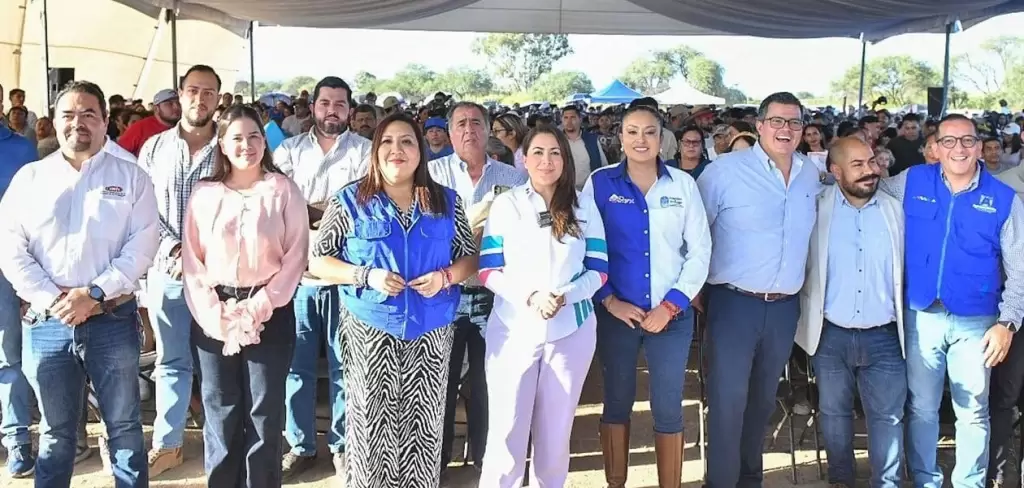 Tere Jiménez inicia la construcción de 934 viviendas en Pabellón de Arteaga. El Riego beneficiará a familias con casas sin enganche y precios accesibles.