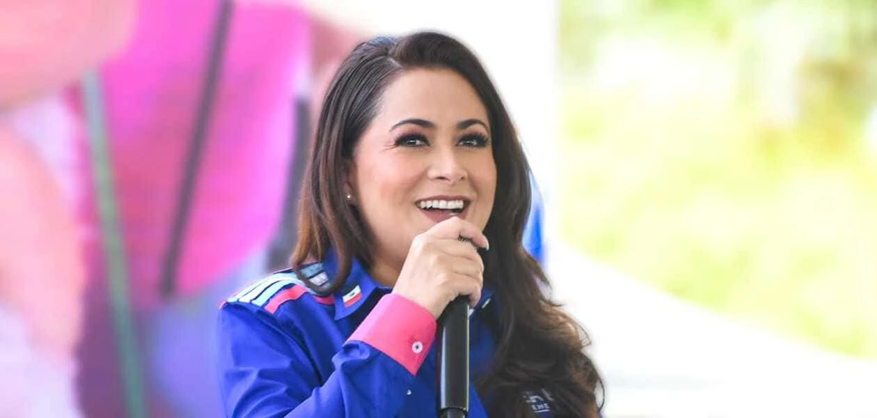 Tere Jiménez arranca la gira de su Tercer Informe con niñas y niños, destacando logros en educación, salud, deporte y medio ambiente.