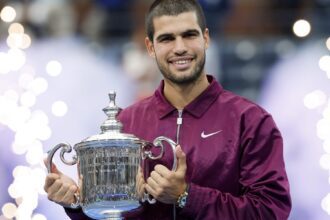 CARLOS ALCARAZ LEVANTA EL TROFEO EN NUEVA YORK Y RECUPERA EL NÚMERO UNO DEL MUNDO