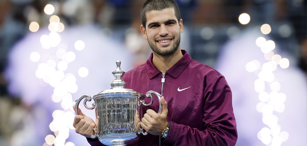 CARLOS ALCARAZ LEVANTA EL TROFEO EN NUEVA YORK Y RECUPERA EL NÚMERO UNO DEL MUNDO