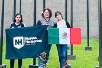 Reggina Chacón y Betzaida Delgado ganan oro en INFOMATRIX Latinoamérica 2025 con su proyecto sobre salud mental, representando a Aguascalientes y a México.