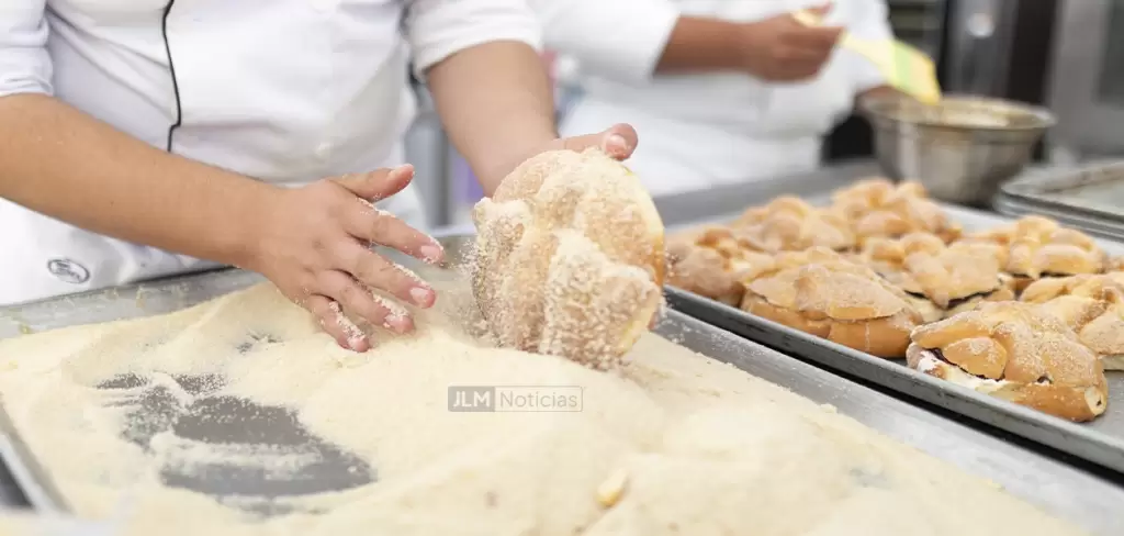 Cúal es el origen del pan de muerto original