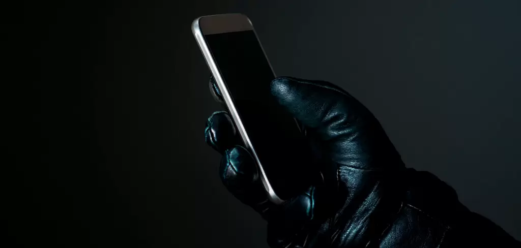Imagen ilustrativa de una extorsión telefónica. El Cártel Jalisco Nueva Generación amenaza a ciudadano en Jesús María. Foto: JLMNoticias / Unsplash.