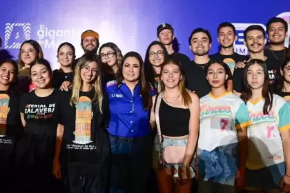 En su Tercer Informe, Tere Jiménez dialogó con miles de jóvenes sobre educación, seguridad, salud, economía y cultura, reafirmando su compromiso con su futuro.