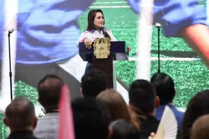 Tere Jiménez cierra su gira del Tercer Informe en Calvillo, destacando avances en educación, salud, seguridad, economía, campo y vivienda.