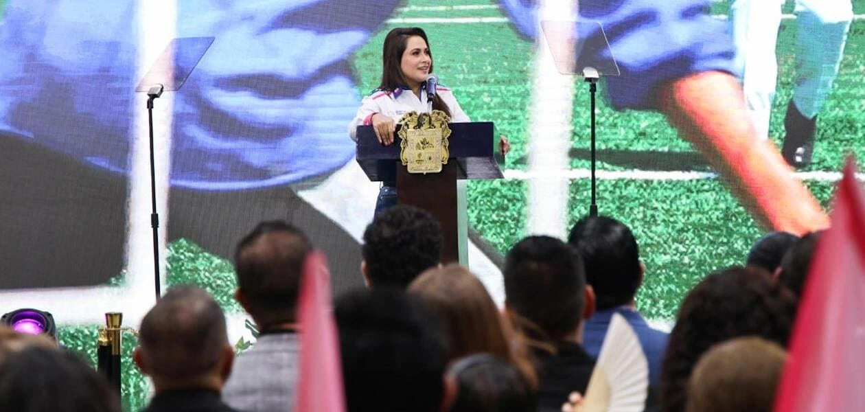 Tere Jiménez cierra su gira del Tercer Informe en Calvillo, destacando avances en educación, salud, seguridad, economía, campo y vivienda.