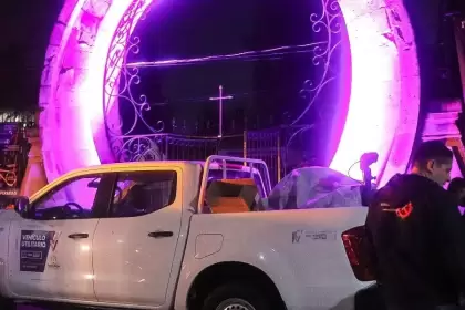 El Gobierno de Aguascalientes refuerza la prevención del dengue con termonebulización y control larvario en panteones durante las celebraciones del Día de Muertos.