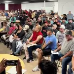 SSPE tramitó 402 licencias para migrantes de Aguascalientes en Tulsa y Oklahoma; ofrece renovación en línea para residentes. Consulta pasos y contacto.