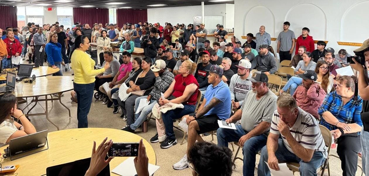 SSPE tramitó 402 licencias para migrantes de Aguascalientes en Tulsa y Oklahoma; ofrece renovación en línea para residentes. Consulta pasos y contacto.