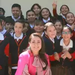 Tere Jiménez entregó obras de rehabilitación en la primaria J. Guadalupe Peralta Gámez y equipo para bandas de guerra de escuelas de Aguascalientes.