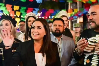 Tere Jiménez inauguró el Festival Cultural de Calaveras 2025, que se celebra del 24 de octubre al 2 de noviembre en el perímetro ferial de Aguascalientes.