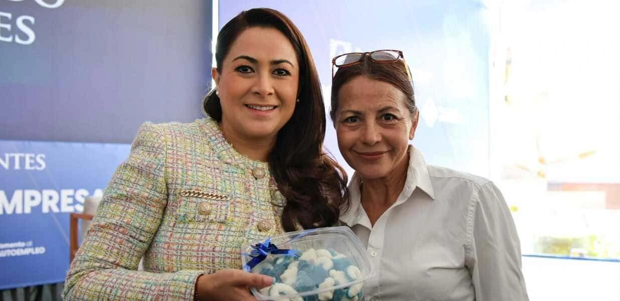 Tere Jiménez entrega más de 19 mdp en apoyos a emprendedores de Aguascalientes para impulsar negocios y fortalecer la economía local.