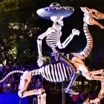 Más de 22 mil personas disfrutaron el Desfile de Calaveras 2025 en Aguascalientes, un evento lleno de color, tradición y saldo blanco.