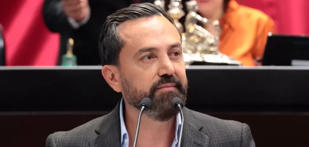 Arturo Ávila, diputado por Morena. Confirma a JLMNoticias que retira iniciativa de Asociaciones Religiosas; hará nueva incluyendo a todas las voces. Foto: JLMNoticias / Arturo Ávila / Facebook.