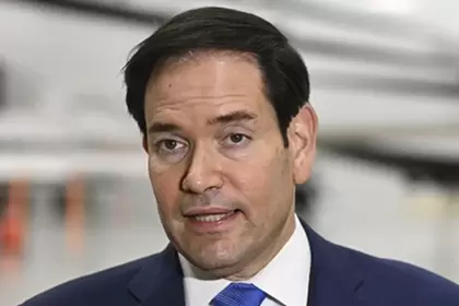 Agentes estadounidenses presentan información sobre el Cartel de los Soles.