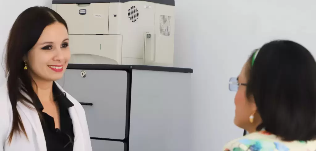 Aguascalientes fortalece la atención emocional para mujeres y niñas con módulos especializados en centros de salud y hospitales, ofreciendo apoyo psicológico gratuito.