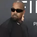 Kanye West regresa a México