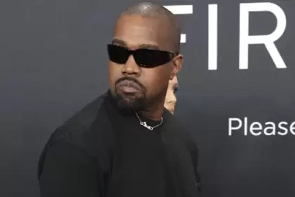 Kanye West regresa a México
