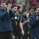 Selección de fútbol de Portugal celebrando su clasificación al Mundial 2026.