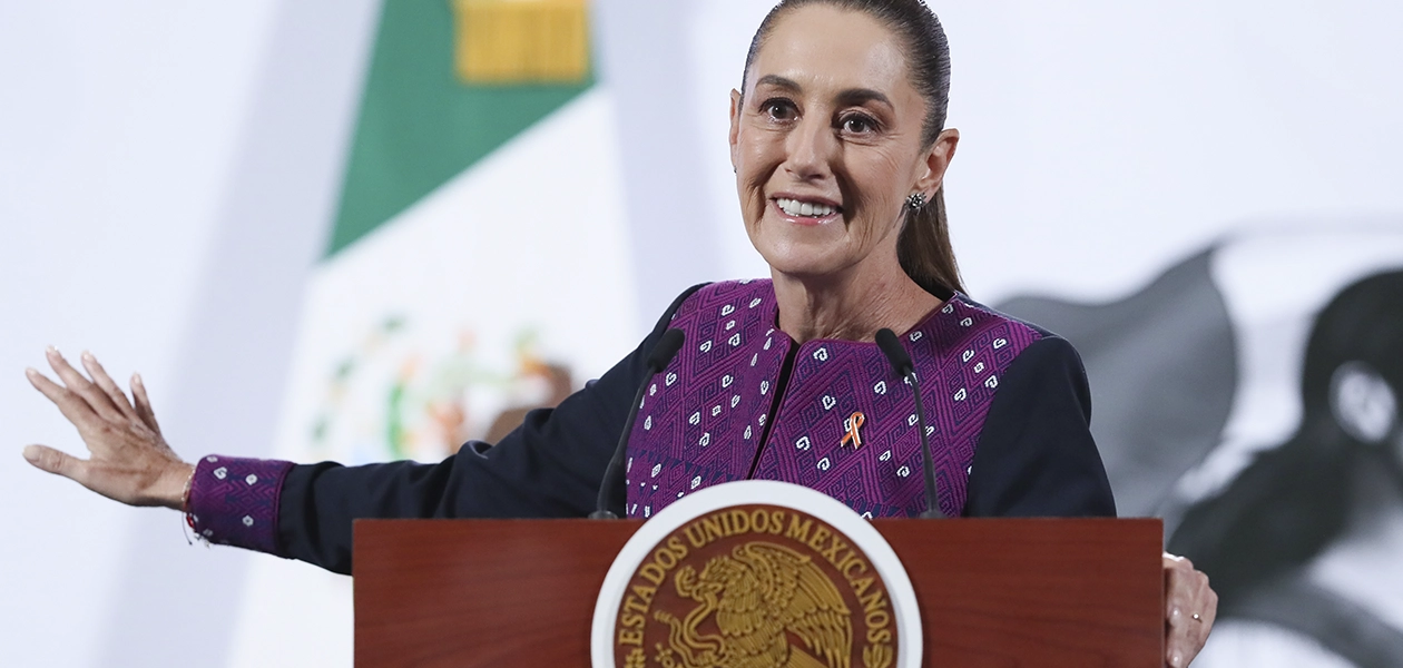 Claudia Sheinbaum durante la mañanera aclarando que no habrá persecución contra manifestantes del megabloqueo