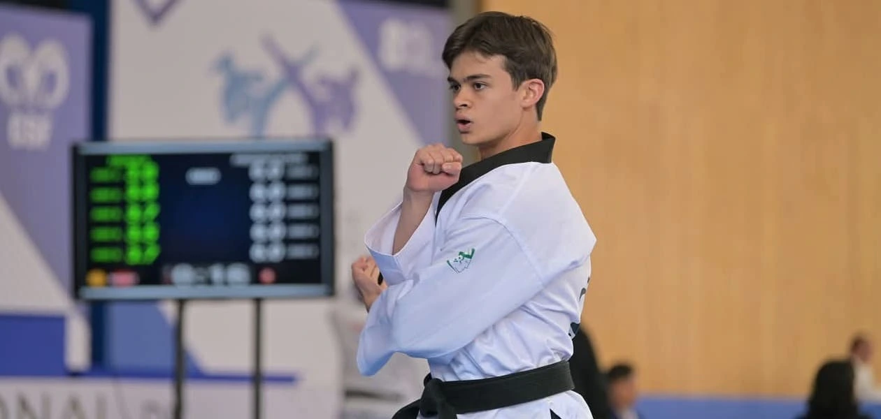 Hermanos Obed y Roy Martínez ganan tres medallas para Aguascalientes en el Nacional Universitario de Taekwondo Conadeip 2025.