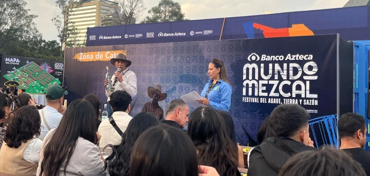 Aguascalientes impulsa su mezcal en el Festival Mundo del Mezcal, con 18 productores locales que fortalecen su proyección nacional.