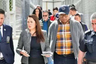 Tere Jiménez realiza un recorrido histórico por el Cereso para Varones, escucha a internos y familiares, y garantiza respeto a los derechos humanos y cumplimiento de la ley.