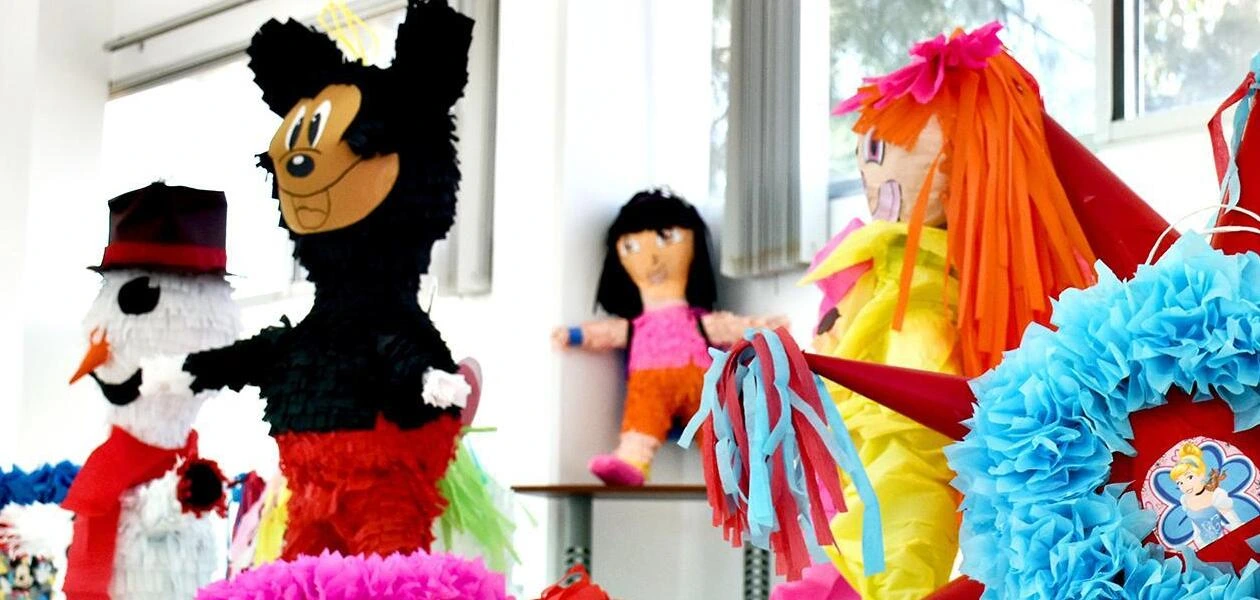 La Sedeso invita a inscribirse en los cursos gratuitos de las Casas del Bien Común con talleres de arte, deporte, oficios y educación para todas las edades.