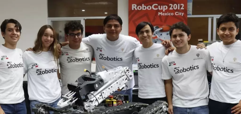 El equipo UP Robotics de la Universidad Panamericana Aguascalientes obtuvo el sexto lugar mundial en la RoboCup 2025 con su robot Ek Balam.