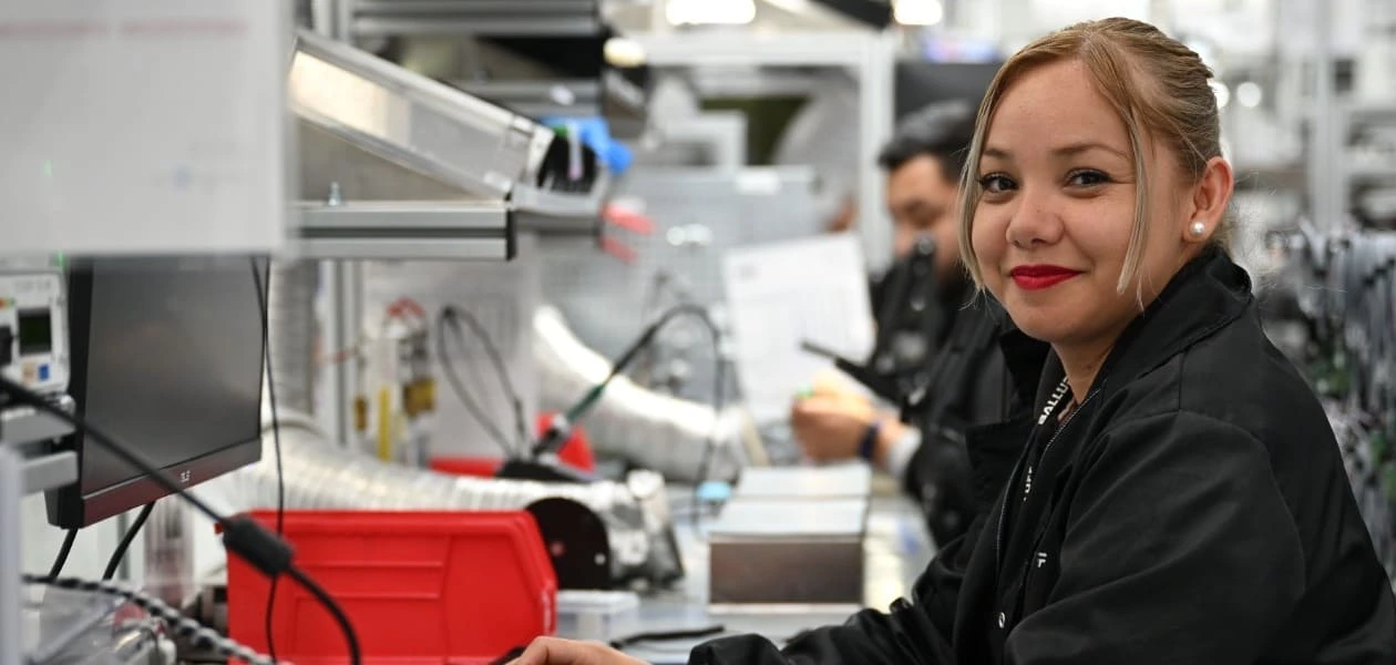 Aguascalientes suma seis meses de crecimiento industrial, con un alza del 3.9% anual, consolidándose como polo de desarrollo y generador de empleos.