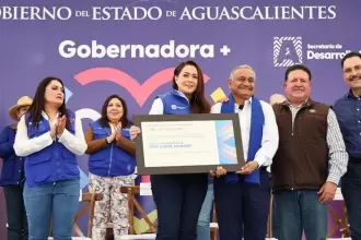 Tere Jiménez acerca servicios a Asientos y supervisa obra en La Caldera; salud, apoyos sociales e infraestructura marcan la jornada en el municipio.