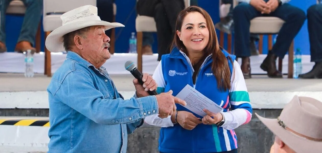 Tere Jiménez se reúne con productores del campo para revisar temas de agua, concesiones y certidumbre jurídica, buscando proteger la actividad agrícola.