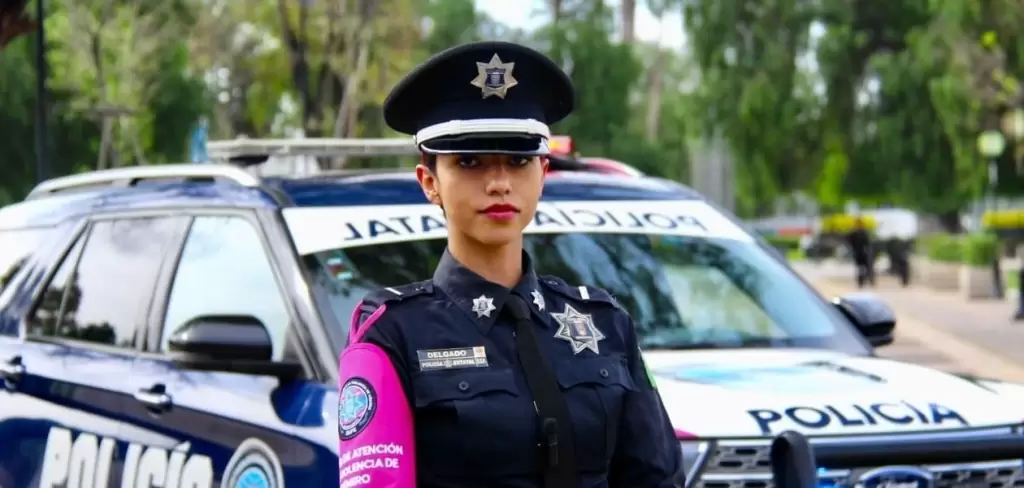 La Policía Rosa de Aguascalientes brinda atención empática y especializada a mujeres y grupos vulnerables, con más de 17 mil reportes atendidos este año.
