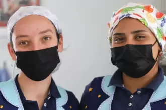 Aguascalientes impulsa oportunidades para mujeres con la Tarjeta Rosa, estancias infantiles y programas que fortalecen su autonomía y crecimiento.