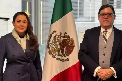 Tere Jiménez abre oportunidades de inversión automotriz y comercial para Aguascalientes durante su visita a Canadá, fortaleciendo sectores clave y relaciones bilaterales.