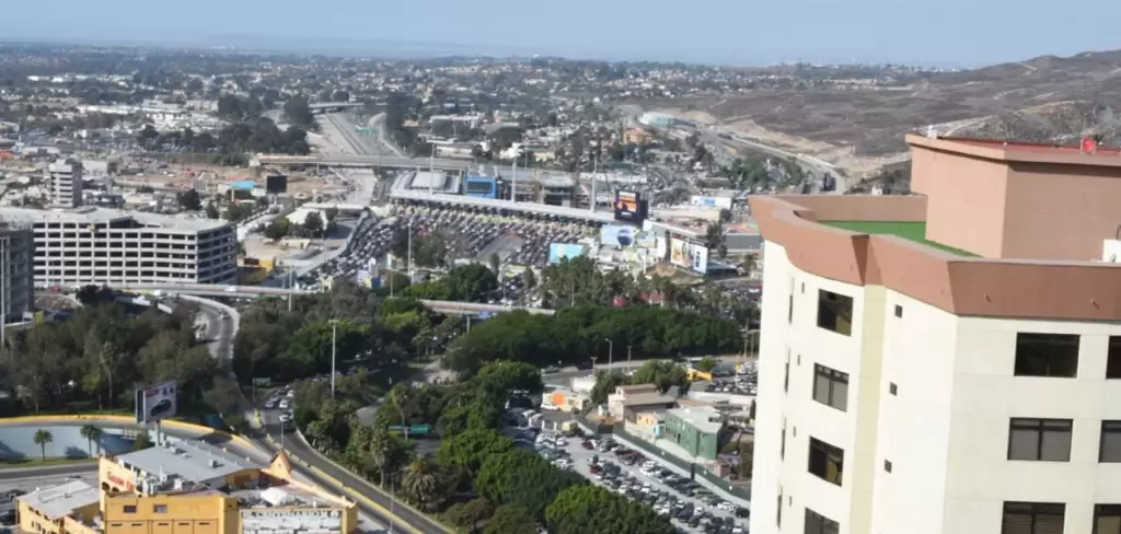 El proyecto se realiza junto con la Oficina de Aduanas y Protección Fronteriza (CBP) y contempla la instalación de dos casetas sobre la calle Segunda, en la Zona Centro de Tijuana.
