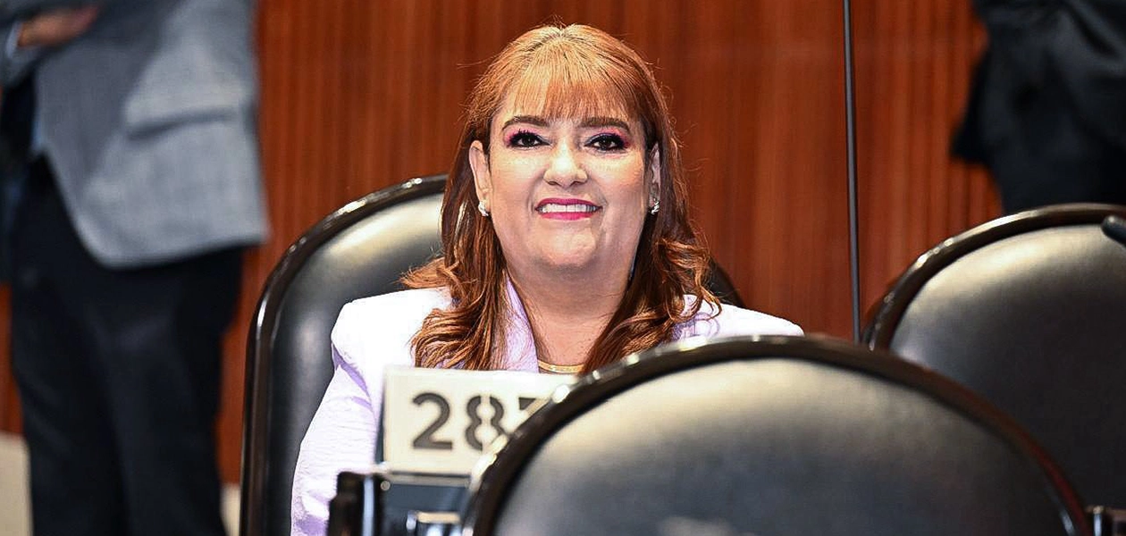 Imagen de Mónica Becerra, diputada por Aguascalientes, señalada como la legisladora con más faltas en la Cámara de Diputados.