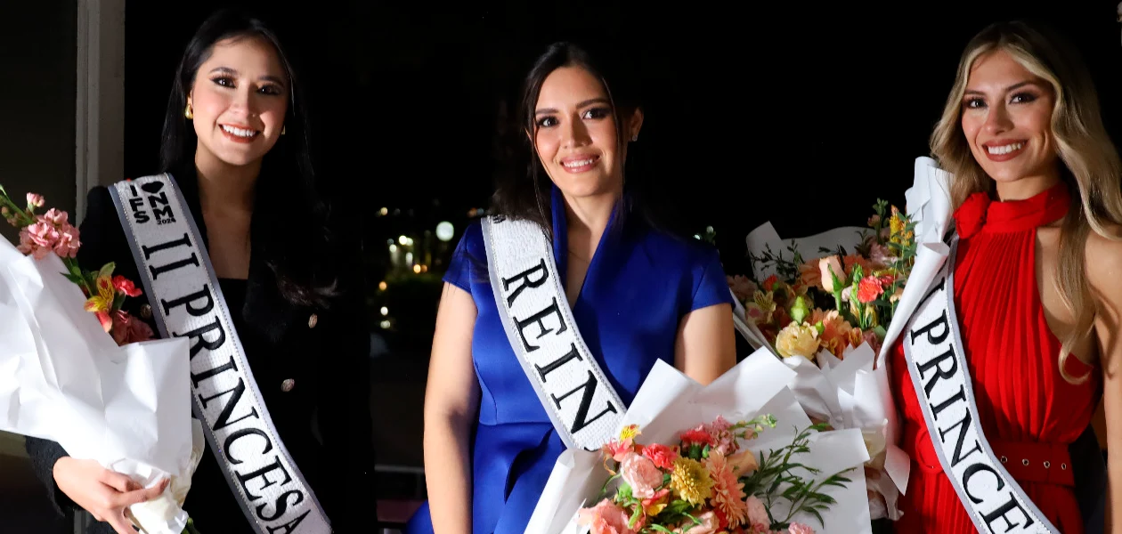 Alexa González, Reina de la Feria Nacional de San Marcos 2026, junto a Andy y Mina, princesas de la FNSM2026. Foto: JLMNoticias / Patronato FNSM2026.