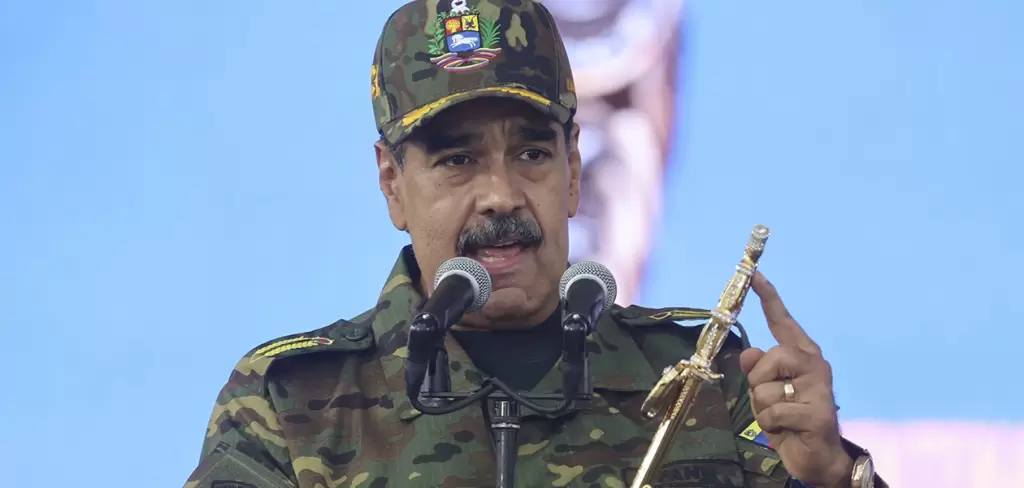 Nicolás Maduro enfrenta presión militar de EE.UU. sin apoyo real de sus aliados.