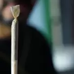 Consumo de drogas y vapeo en México aumentan en adultos mientras adolescentes enfrentan una crisis de salud mental, según la ENCODAT 2025.