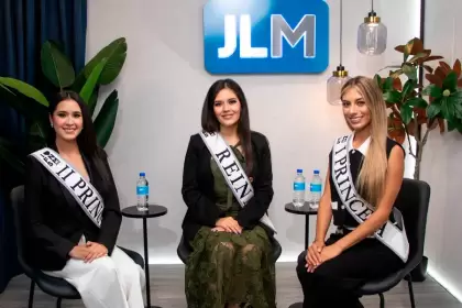 Alexa González, Andy y Mina, reina y princesas de la FNSM 2026. Foto: JLMNoticias.