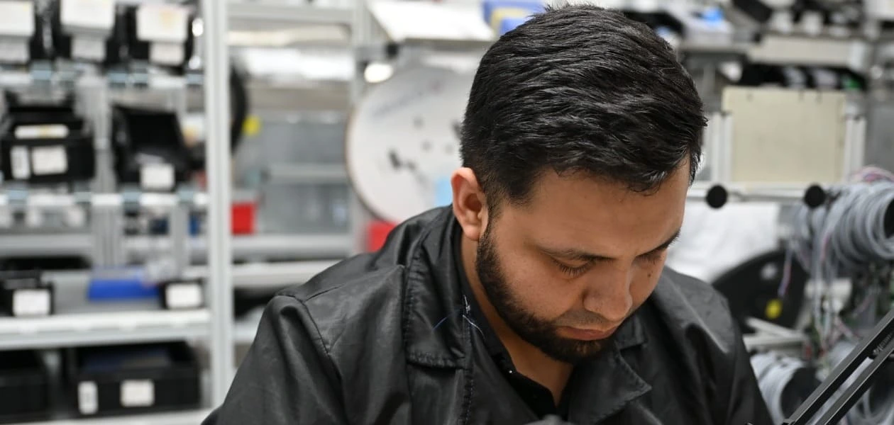 Industria de Aguascalientes crece 3.9% anual y supera al país; manufactura y construcción impulsan su dinamismo, informa el Inegi.