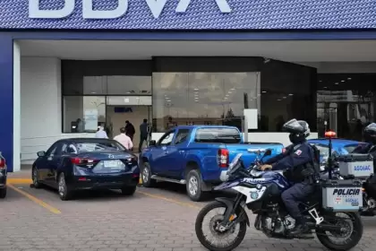 Aguascalientes refuerza seguridad con acompañamiento gratuito para traslado de valores y vigilancia en bancos y cajeros durante la temporada navideña.