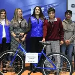 DIF Estatal y Fundación Telmex-Telcel entregan becas, tabletas, bicicletas y sillas de ruedas para apoyar a 85 personas en Aguascalientes.