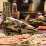 Operativo Cometa 2025 retira pirotecnia no autorizada y refuerza vigilancia en comercios, calles y plataformas digitales para prevenir accidentes en Aguascalientes.