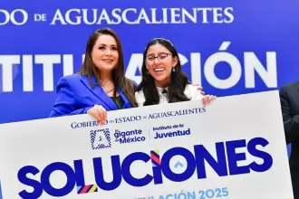 Tere Jiménez entrega 1,000 becas de titulación y reafirma el compromiso con jóvenes que concluyen su formación profesional en el segundo semestre de 2025.