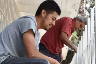 Más de 8 mil 500 familias han sido beneficiadas en Aguascalientes con el Programa de Empleo Temporal, que impulsa el desarrollo comunitario y el apoyo económico.