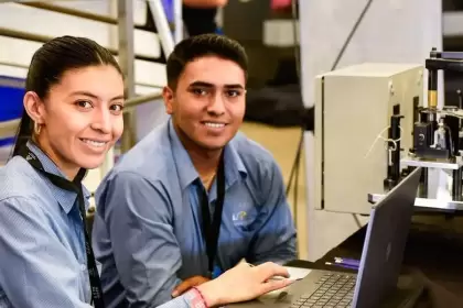 Aguascalientes consolida 29 proyectos de inversión por más de 15 mil millones de pesos y proyecta más de 7 mil empleos directos al cierre del año.