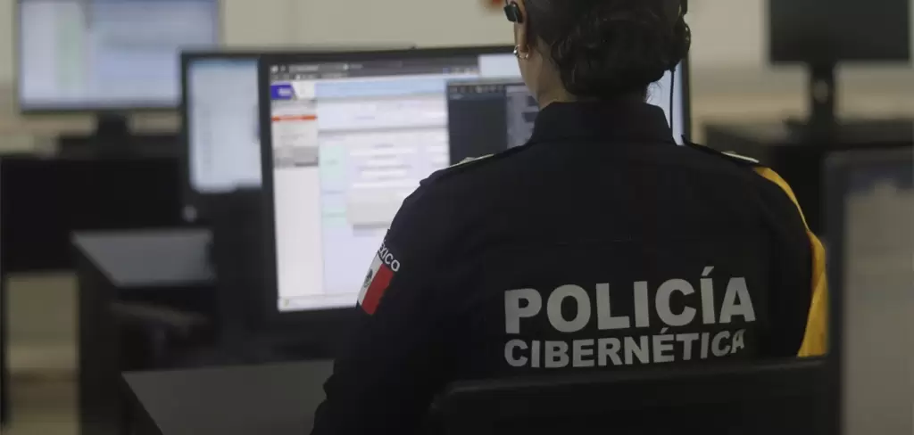 Fraudes en compras en línea durante la temporada navideña en Aguascalientes, alerta emitida por la Policía Cibernética.