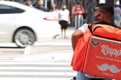 SCJN autoriza nuevo impuesto a plataformas de entrega en CDMX